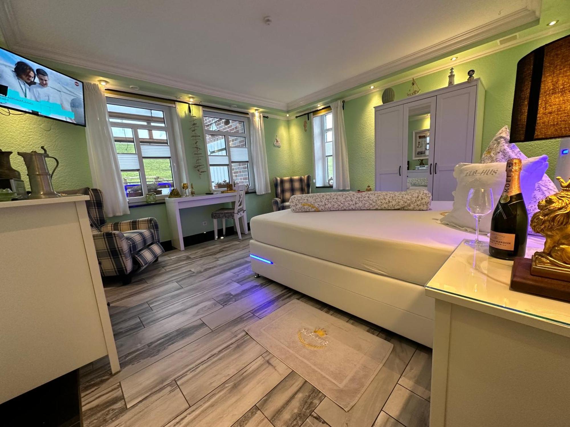 Elb - Hus - Hai Neufeld  Ngoại thất bức ảnh